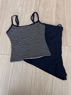 Womens 2 piece navy/white striped tank top shorts lounge pajama set